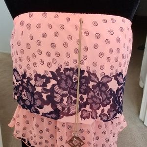 Cute Lightweight Tube Style Top By Papaya Size Lg